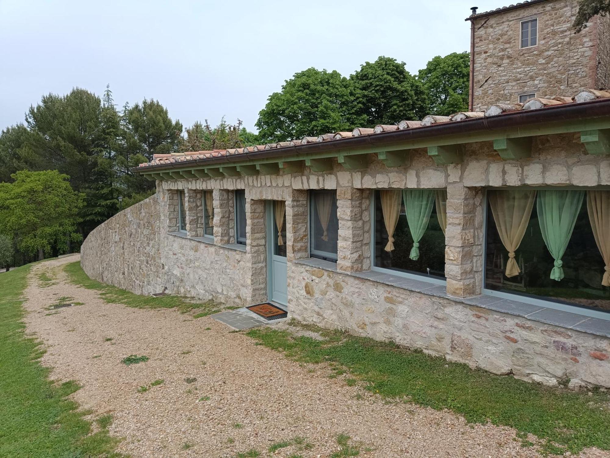 Agriturismo La Fonte Perugia Esterno foto